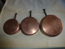 Serie trois casseroles en - serie, de
