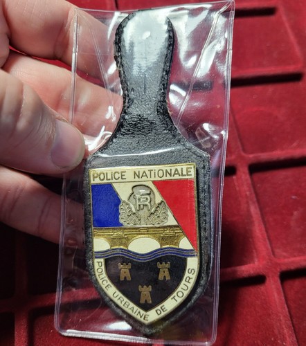 128 pucelle insigne - pucelle, /