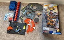 Mattel Hot Wheels City Mega
