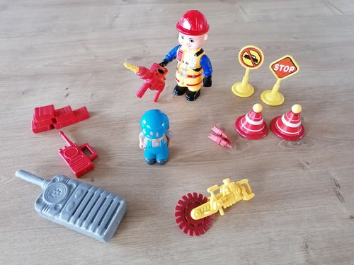 Lot petits jouets de - de,