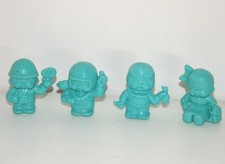 Lot 4 figurine bleue BONUX