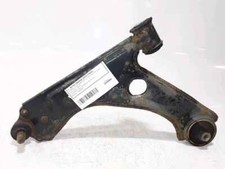 Triangle inferieur avant