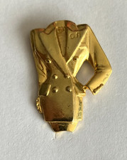 63 - Pin's RARE MODE LUXE PARIS FESTE LONGUE FEMININE GEORGES RECH