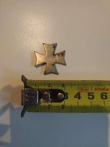Croix très ancienne - , en