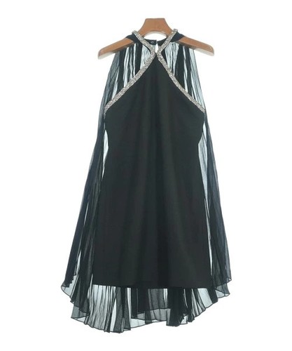 Robe noire une - , femme