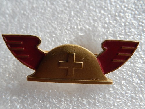 Broche casque suisse avec - suisse,