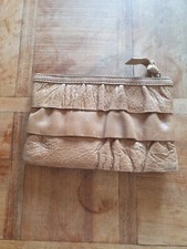 SOULIERS & MUSETTES Pochette Créateur Cuir Volants Cuir Marron Clair TBE