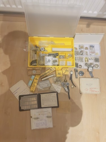 Lot montre d outils - montre, et