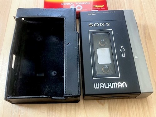 Beau lecteur cassette vintage