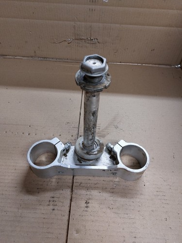 Té fourche inférieur - té,