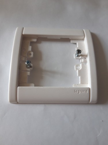 Plaque enjoliveur 1 poste - 1,