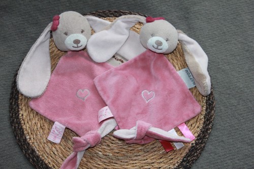 Doudou nattou lapin - nattou, plat