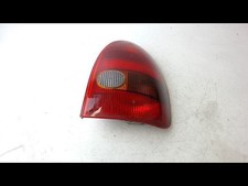 Feux arriere droit Opel CORSA