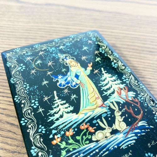 Boîte laquée russe palekh - boîte,