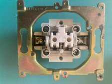 LEGRAND DIPLOMAT Interrupteur va et vient témoin