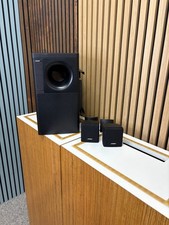 Bose Freespace 3 Business Caisson + une paire d'enceinte et  2 supports muraux