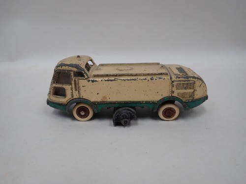 Dinky toys camion balayeuse - dinky,