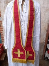 Etole Prêtre Vêtement Liturgique Religion Catholique Rouge Galon Frange