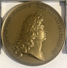 MÉDAILLE EN BRONZE LOUIS XIV