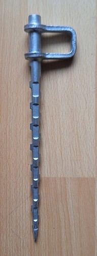 Ancien piton broche à - piton,