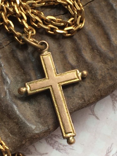 Ancienne croix fine - ancienne,