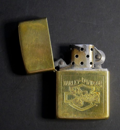 Zippo rare réplique 1932 - rare,