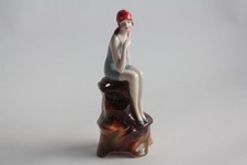 Porte épingle à chapeau Baigneuse porcelaine Art déco (64508)