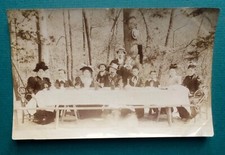PHOTO ANCIENNE personnes Table Apéritif Foret Chapeaux canotier  photographie 