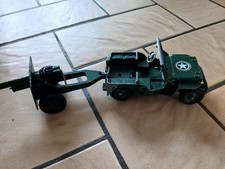 BRITAINS VOITURE JEEP US ARMEE MILITAIRE AVEC REMORQUE CANON 1/43