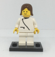 LEGO Hospital : Infirmier Docteur - Figurine Personnage - Set 9364 zip033