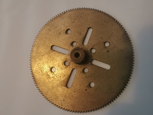 Meccano roue 133 - meccano, dents
