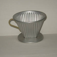 Ancien porte-filtres à café en alu Melitta modèle 102