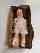 Ancienne Poupée composition