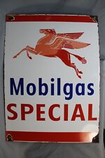 AR941 PLAQUE EMAILLEE MOBILGAS SPECIAL 50 x 36,5 cm USA 1971 ETAT MOYEN ENAMEL