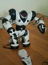 Wow Wee 14" Robotics Robosapien White And Black Humanoid Robot w Remote 