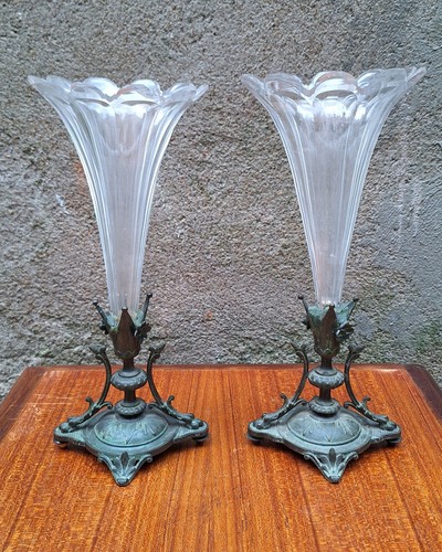 Paire vases cornet - vases, en