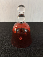 Clochette de table rouge modèle Bubble en cristal de Saint Louis