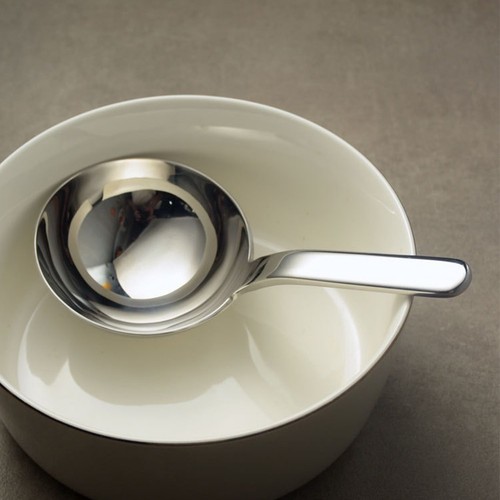 Cuillère ergonomique design