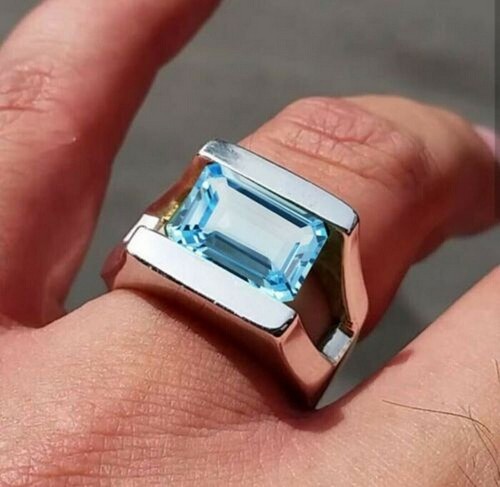 Véritable bague topaze bleue
