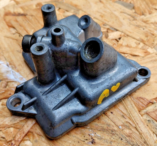 Cuve avant carburateur suzuki - cuve,