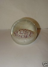 BOULE DE VERRE OU CRISTAL 