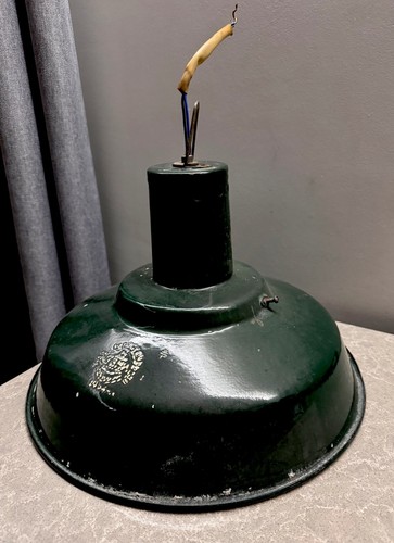 Ancienne lampe suspendue