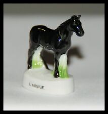 FÈVE DE COLLECTION LES RACES DE CHEVAL ÉDITIONS ATLAS - " L'ARABE " - S.B