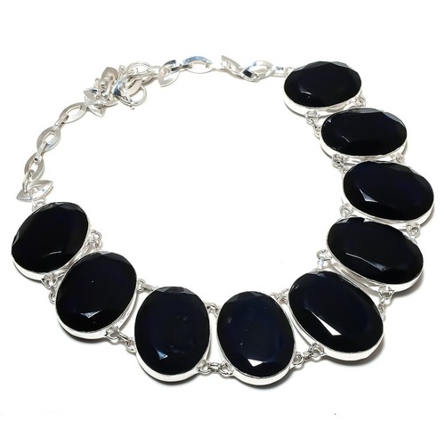 Collier pierre précieuse