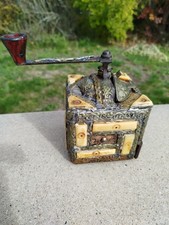 Très joli moulin café artisanal oriental rare