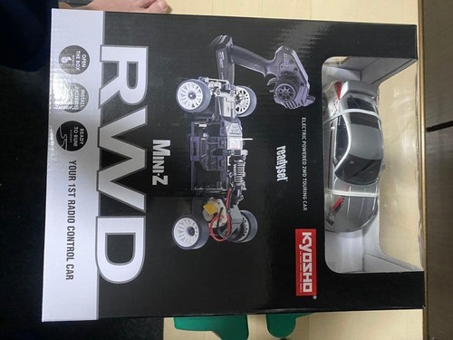 Kyosho mini rwd nissan - rwd,