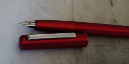 Magnifique stylo plume lamy - stylo, en
