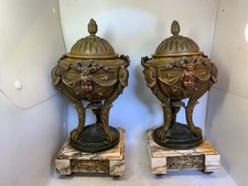 ANCIENNE PAIRE DE CASSOLETTE PENDULE STYLE LOUIS 16 AVEC TETE ENFANT