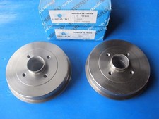 2 Tambours de freins arrière