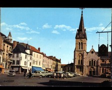 CUSSET (03) CITROEN 2CV ,DS ,SIMCA 1000 ,RENAULT DAUPHINE & 4L aux COMMERCES